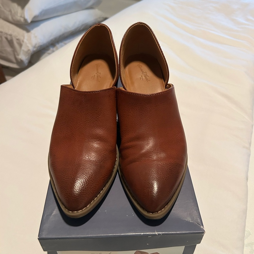 Universal Thread Cognac Slip-On Shoes LOAFERS RYLIE 9!